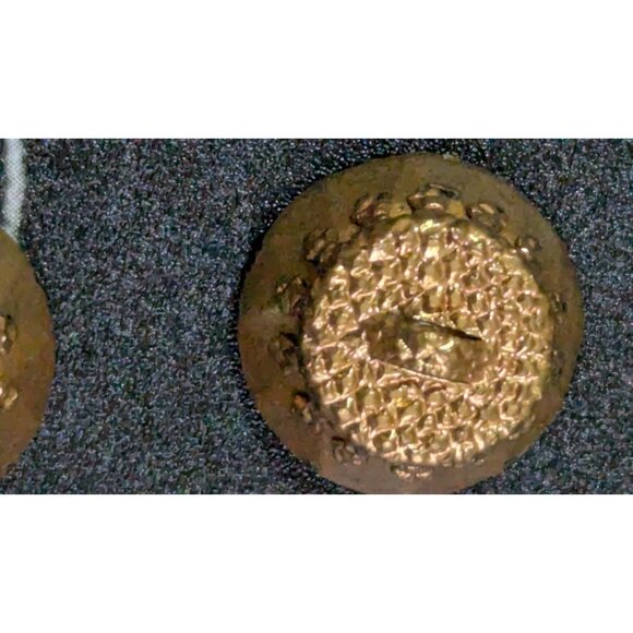 Vintage Gold & Yellow Faceted Glass Button Set Of 7 Intricate Details Round Shan - Picture 7 of 9